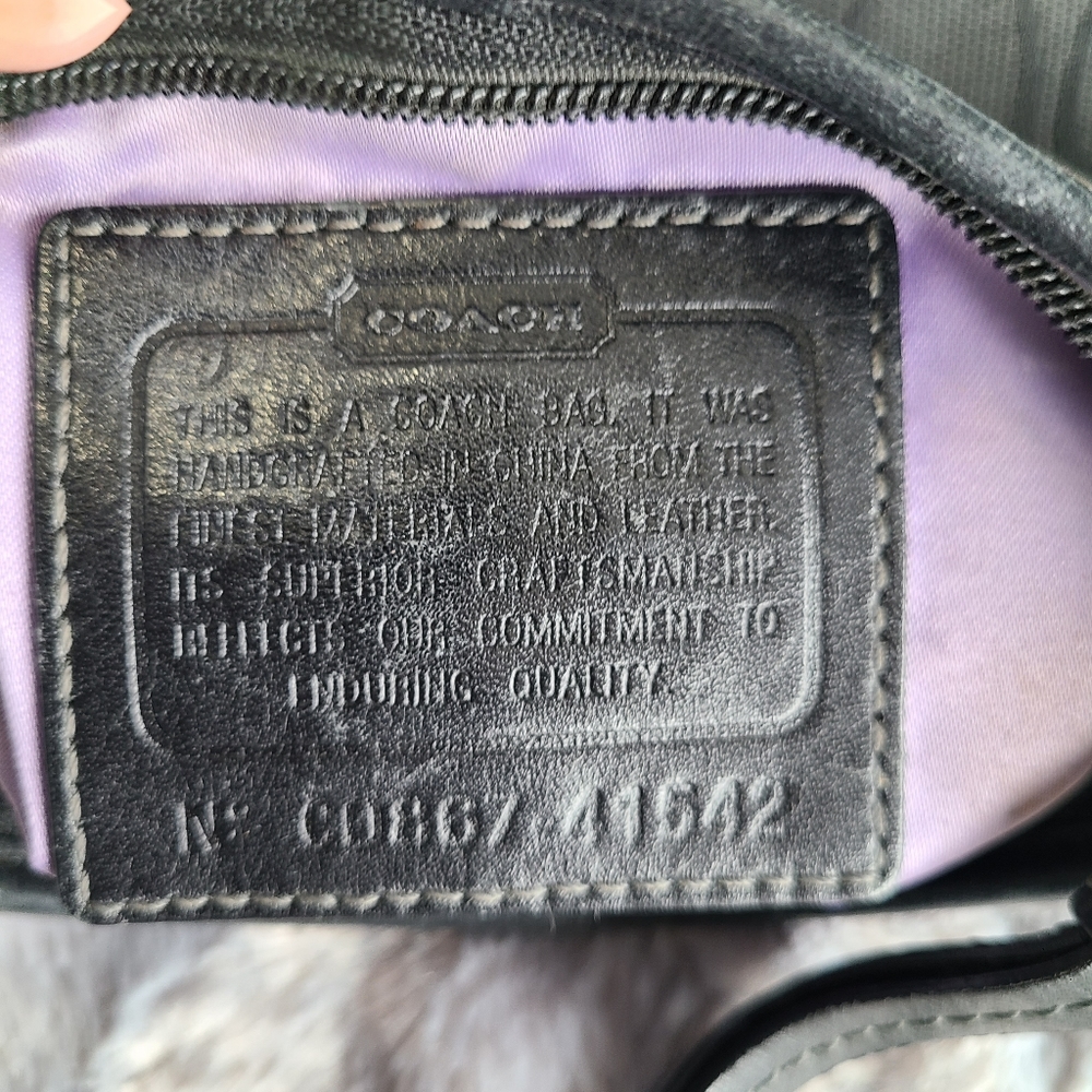 ❌️SOLD❌️ Coach Signature Crossbody Bag - Black - Picture 7 of 10